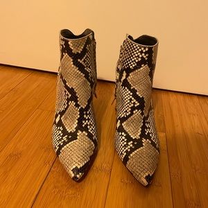 Marc Fisher 8.5 Bootie